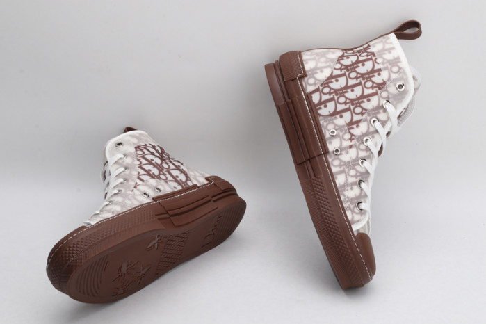 D10R B23 Sneakers High Top