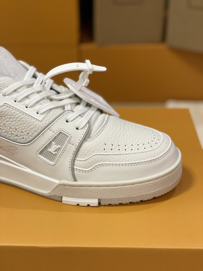 1v sneakers 1v0425-045