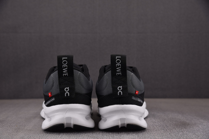 L0EWE SNEAKERS T0425-082