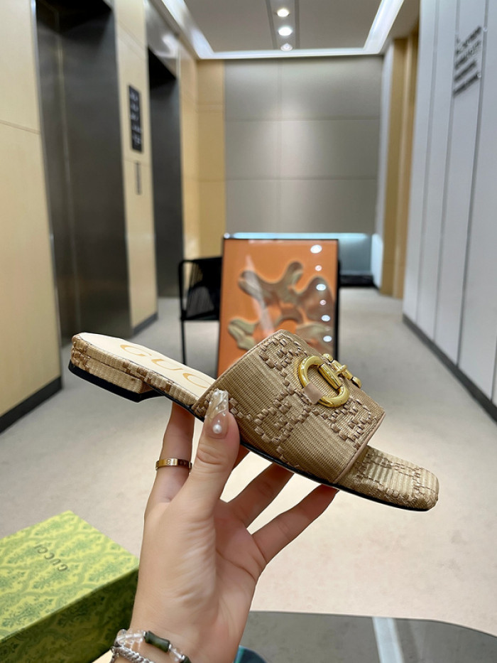 G*u*i slippers gu568-020