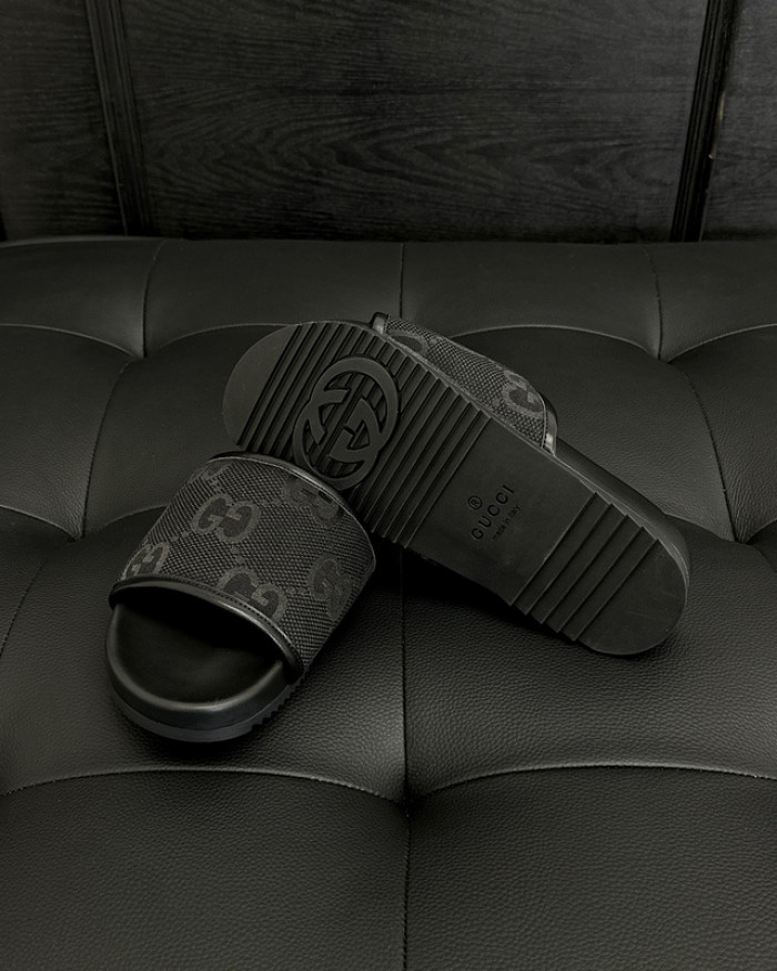 guc* slippers dr258-070