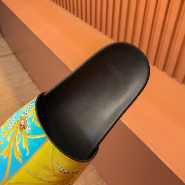 versace slippers