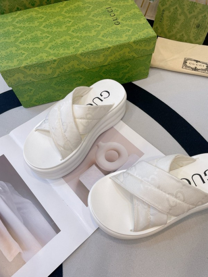 G*u*i slippers gu568-027