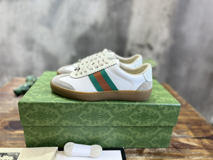 G*u*i low-top sneaker gu0613-009