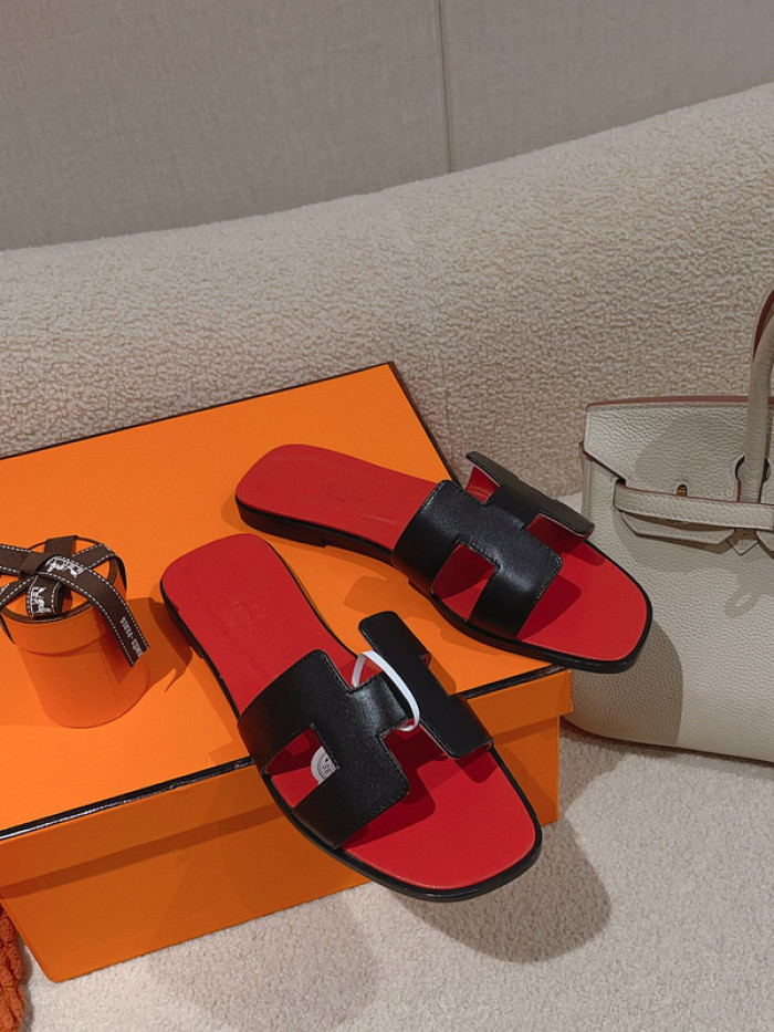 He*mes Slide CU526-2136