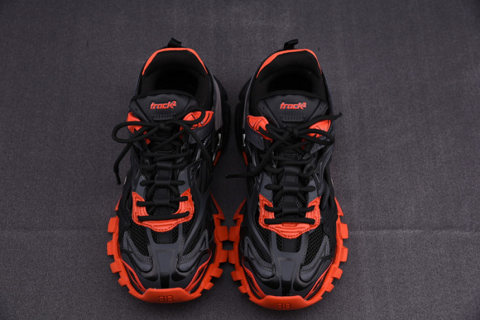 blcg track.2 dark grey orange 570391 w2gn1 2002