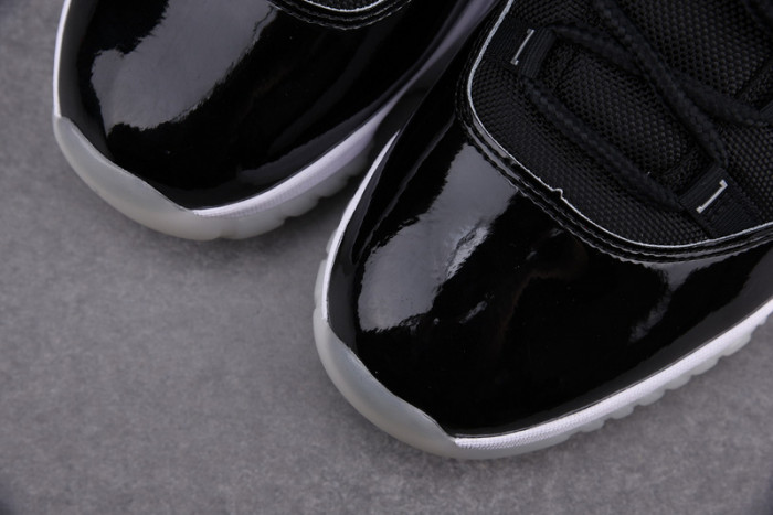 air jordan 11 25th anniversary black silver eyelets ct8012-011