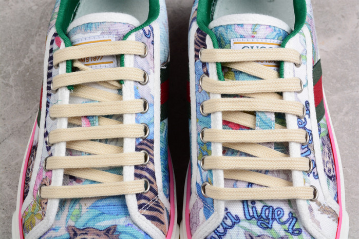 G*u*i low-top x tennis 1977 low-top sneaker 687624-utc10-5260