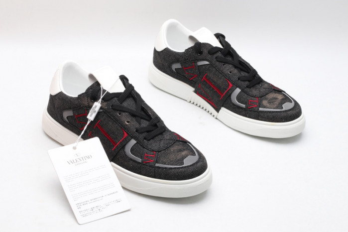 v*lentino sneakers va1085-220