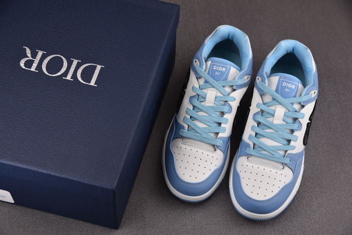 D10R B57 SNEAKERS BNOP235-039