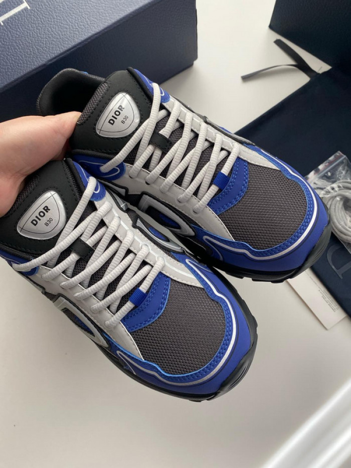 D10R B30 SNEAKERS B3100