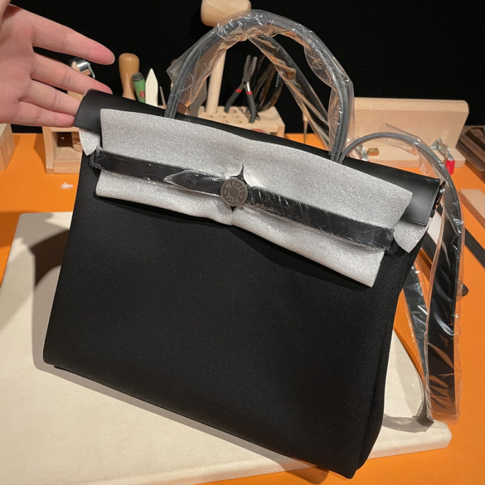 Her*mes bag B0113-198