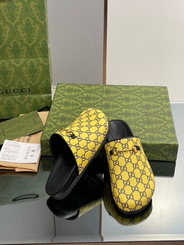 guc* slippers dr258-066