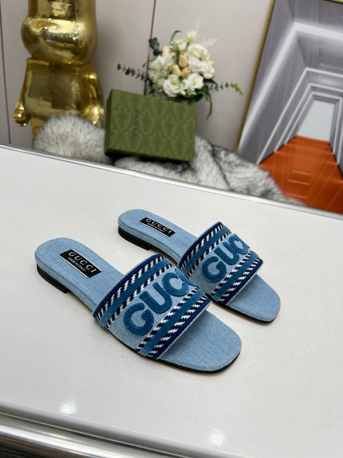 GUC* SLIPPERS DR258-087