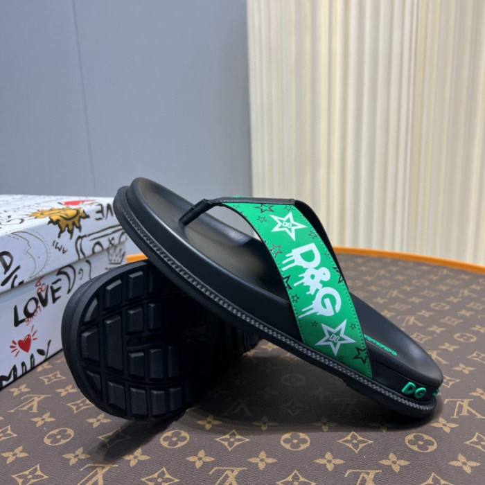 d.g. slides d986-005