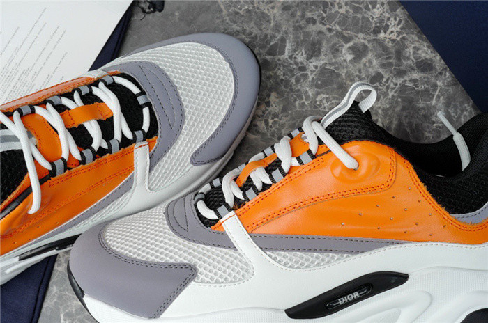 D10R B22 TRAINER SNEAKER