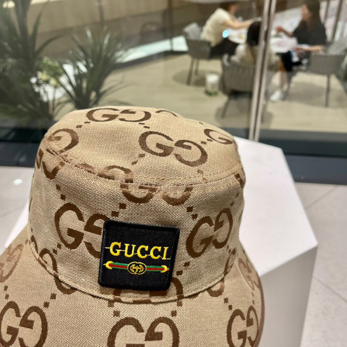 G*u*i* hat0229-005