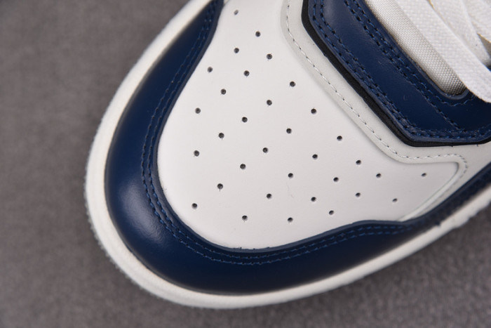 D10R B27 SNEAKERS BNOP235-048