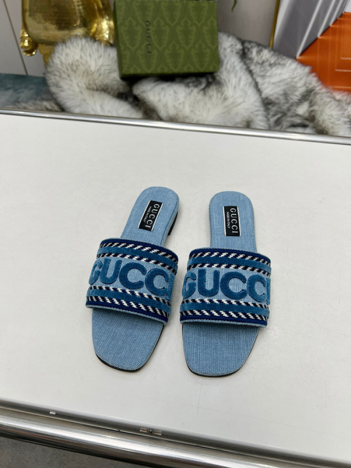 GUC* SLIPPERS DR258-087