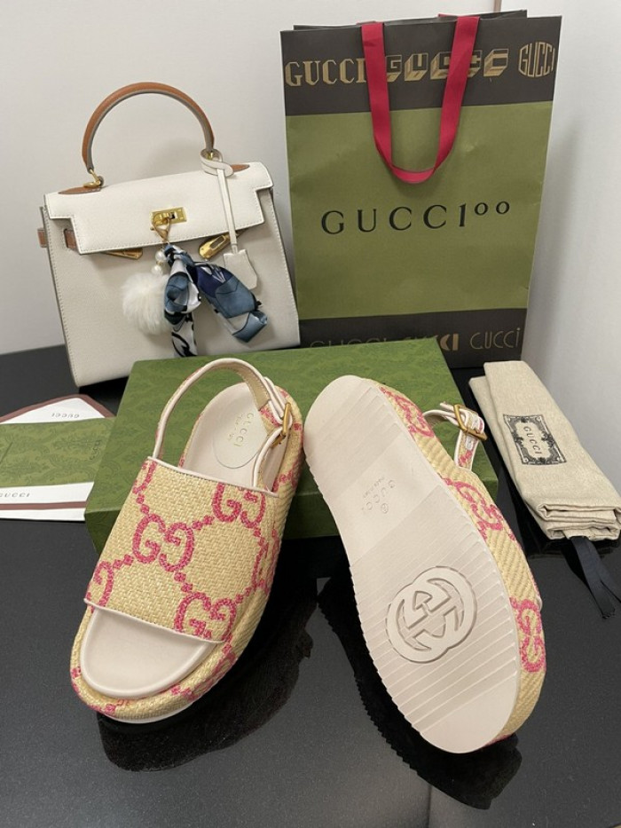 G*u*i slippers gu568-002