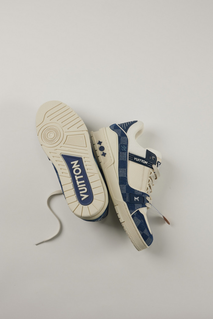 1V SNEAKERS 1V0425-046
