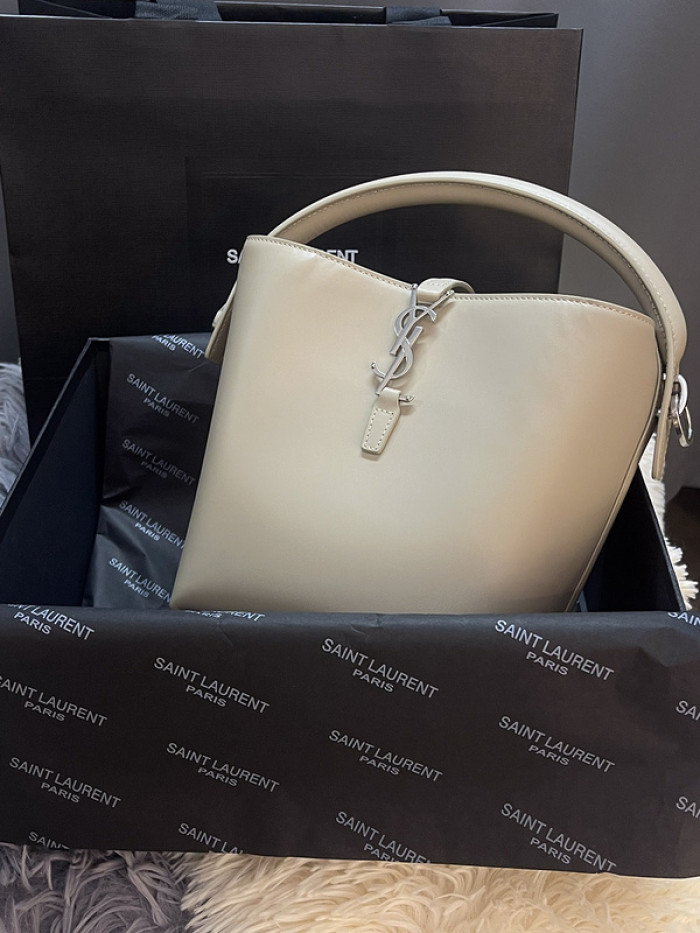 Y*SL bag B0113-171