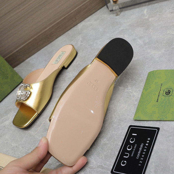 G*u*i slippers gu568-022