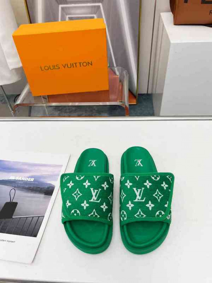 1*V SLIPPERS 11V0107-031