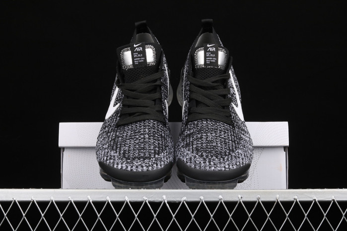 nike air vapormax flyknit 3 black white aj6900-001