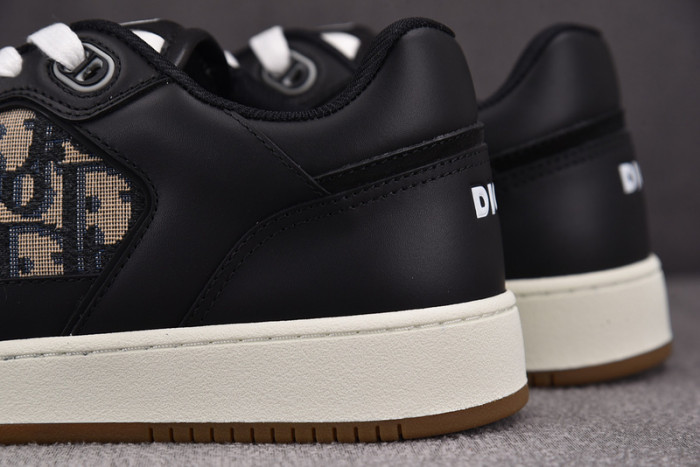 D10R B27 SNEAKERS BNOP235-069