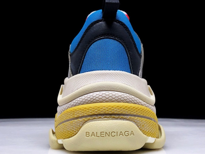 blcg sneaker triple.s.gomma 490673-w06e3-4365